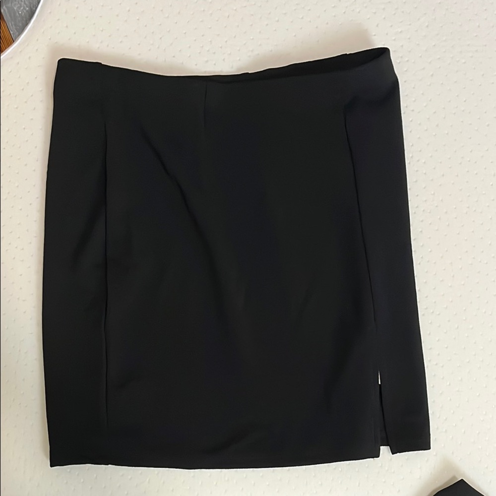 No Boundaries Classic Black Pencil Skirt